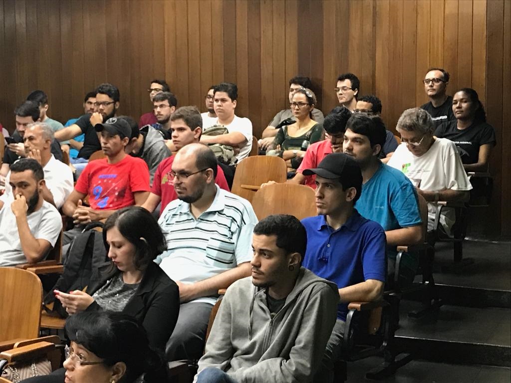 Primeira palestra de divulgação da Campus Party Goiás ocorreu no Câmpus Goiânia do IFG ( foto: professor Sanderson Macedo).